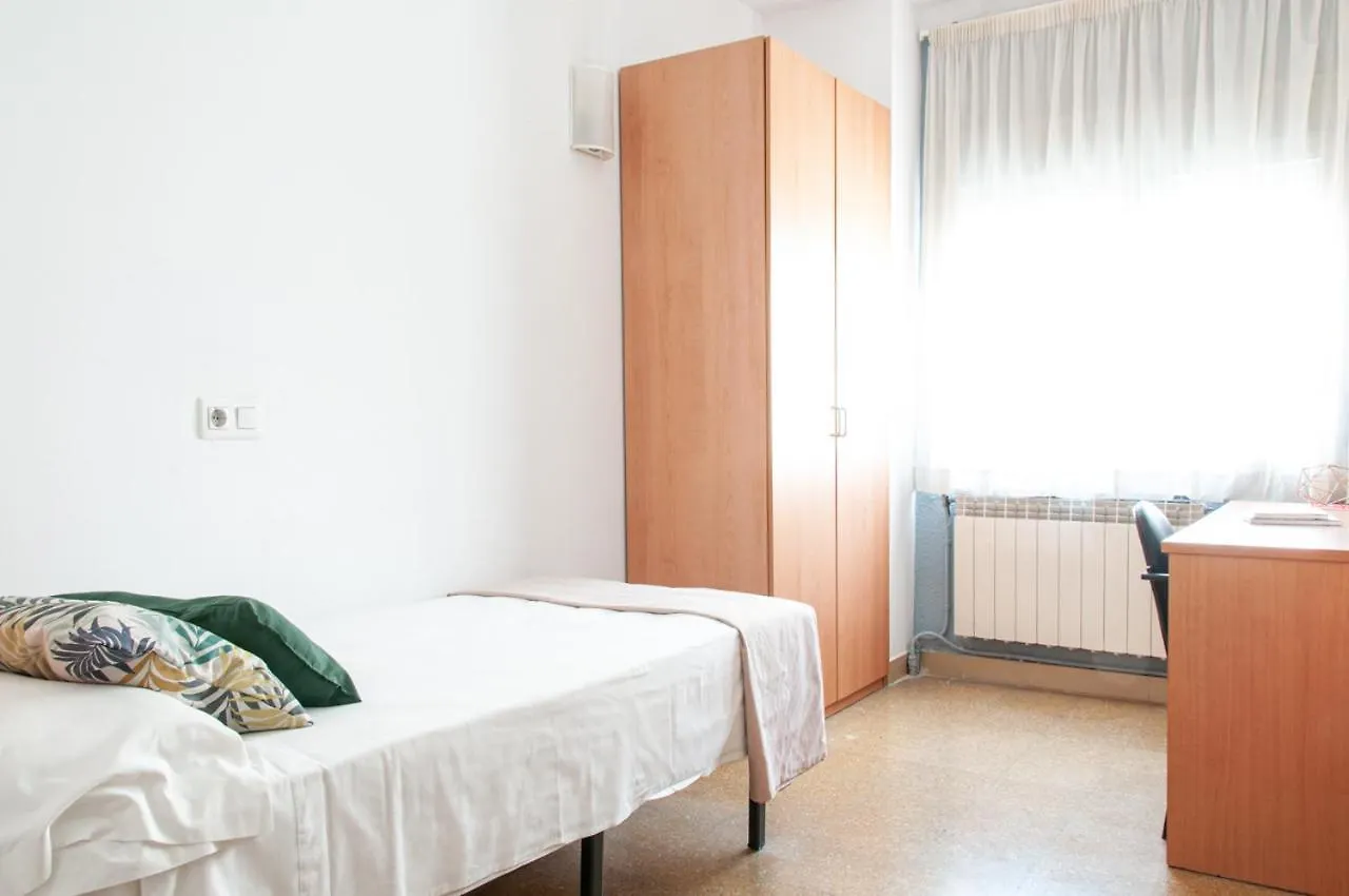 Residencia Universitaria Resa Sant Jordi Tarragona Hostel