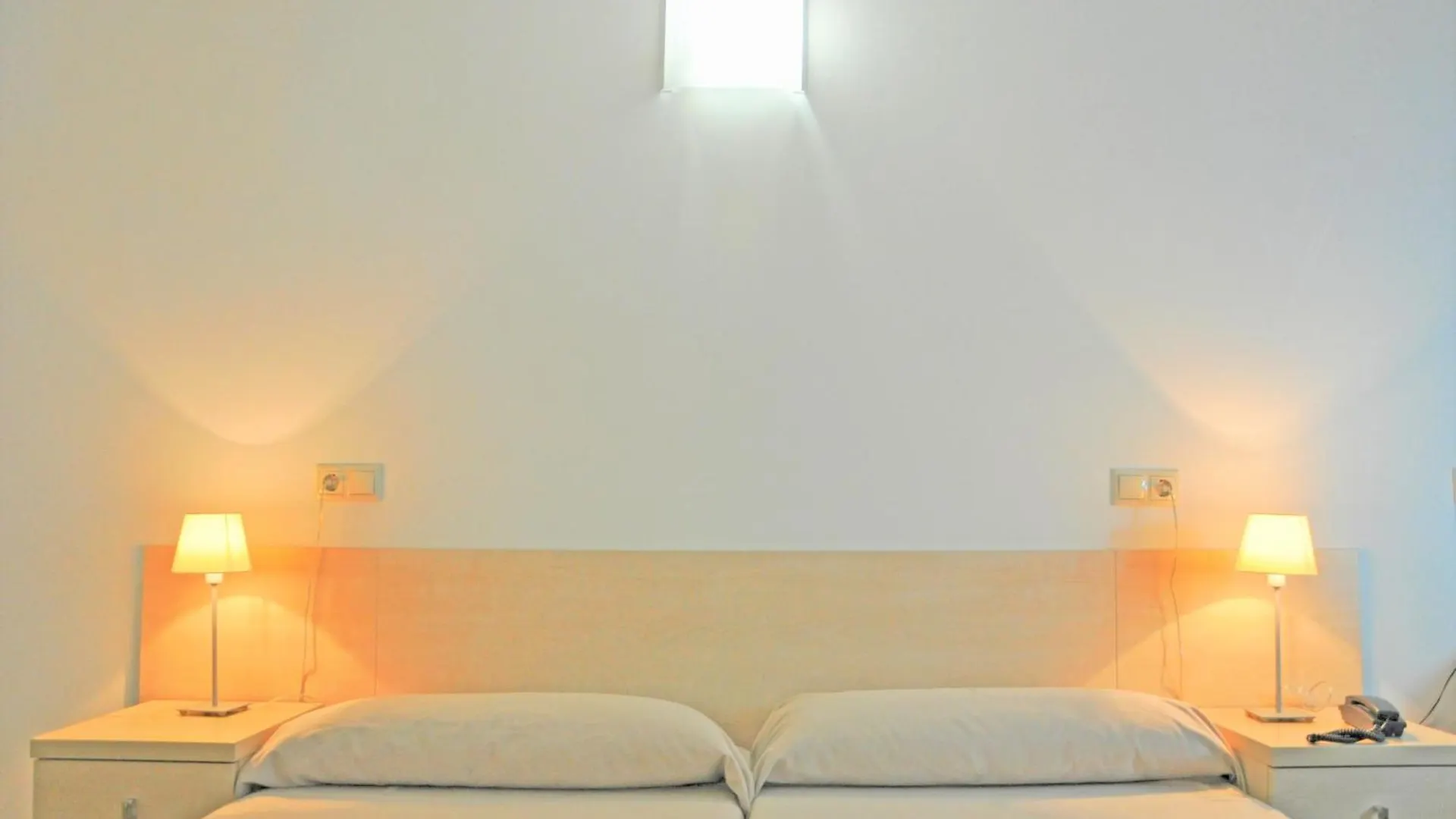Residencia Universitaria Resa Sant Jordi location