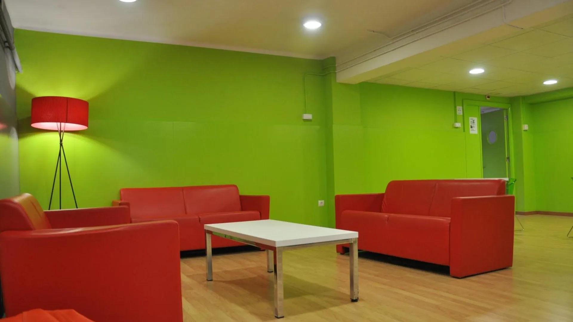 Residencia Universitaria Resa Sant Jordi Tarragona 0*,